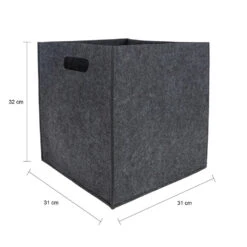 QUVIO Opbergbak Vilt Vierkant - Set Van 4 - Grijs 8 QUVIO Opbergbak Vilt Vierkant - Set Van 4 - Grijs -Neiuwe Order 1000079553 0102